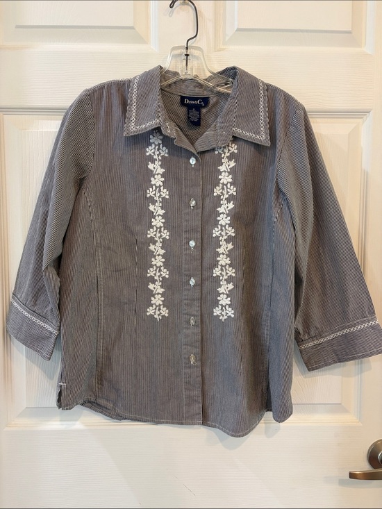 Denim&Co Tops - Denim & Co Gray Pinstripe Button-Down Shirt with White Floral Embroidery